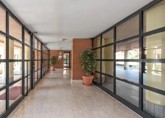 Studio Con Terrazzo Nei Pressi Dell\'Universita