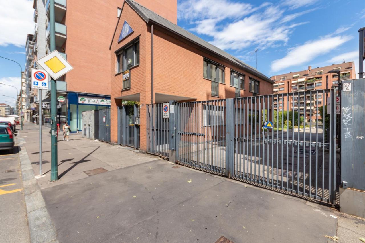 Con Terrazzo Nei Pressi Dell'universita Apartamento *